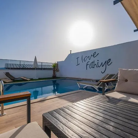 Fethiye'de Muhafazakar 2+1 Luks Villa *